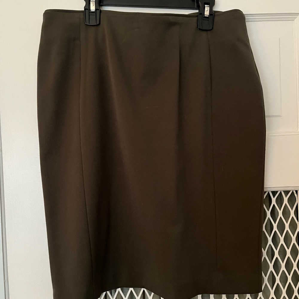 Classic Army Green Skirt